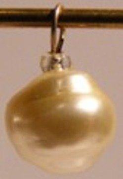 6 LARGE CREAM SWIRLED BAUBLES